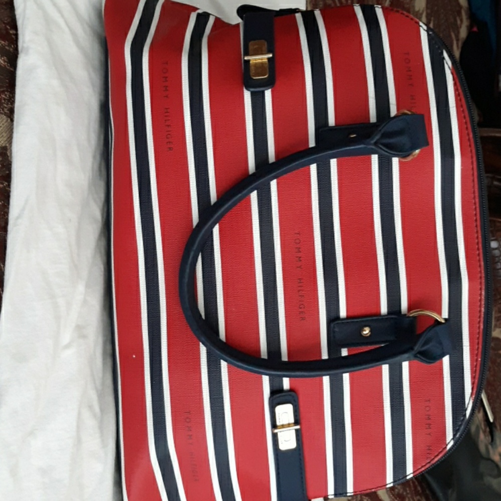 Tommy Hilfiger purse